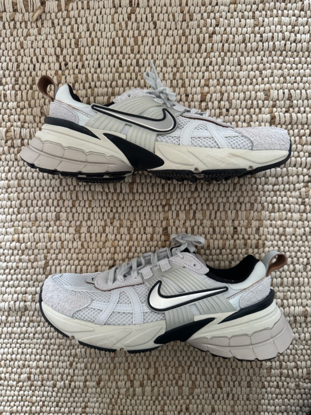 Nike V2K run